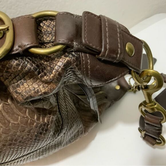 COACH LTD BLEECKER CHOCOLATE PRINTED PYTHON SLIM DUFFLE SHOULDER BAG PURSE RARE! - Picture 16 of 16